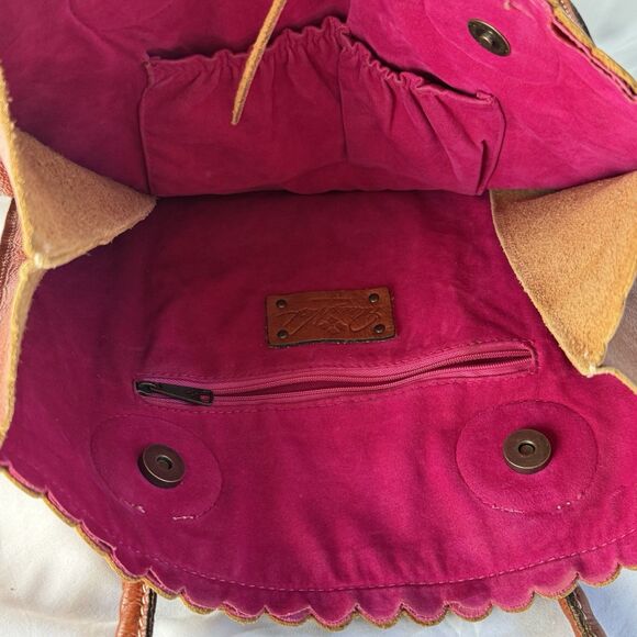 Patricia Nash Leather Handbag Tooled Brown Leather 17x12.5 Cavo Tote Excellent - Picture 8 of 9